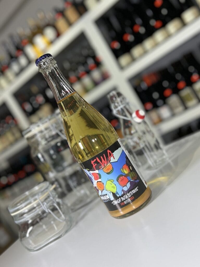 F.W.A. Österike 2019 – Frukstereo front F.W.A. Österike 2019 - Frukstereo