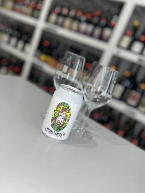 Fruktinger Rhubarb Sour NV front – Rocket Brewing Fruktinger Rhubarb Sour 33 cl NV - Rocket Brewing