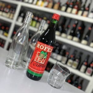 Vermut Tinto NV – Rofes front